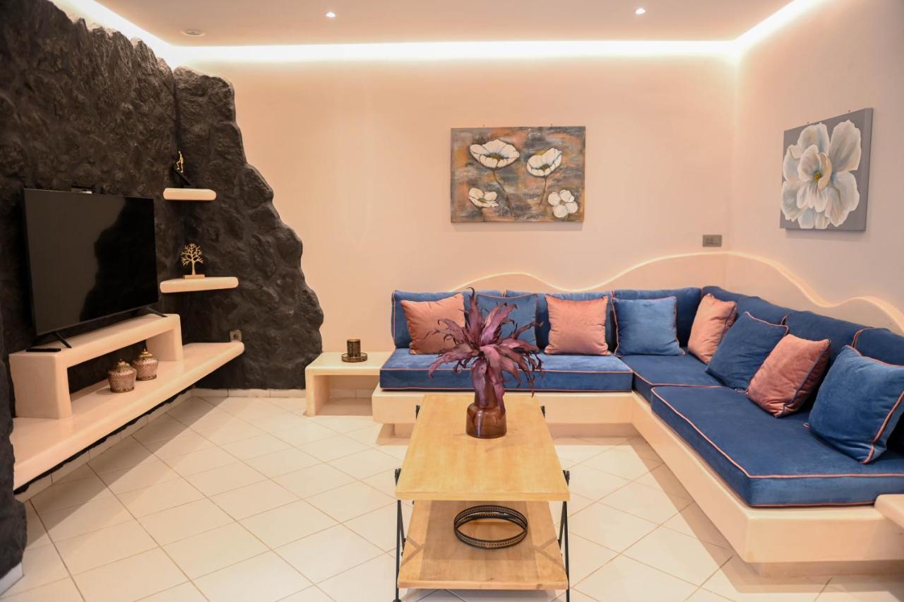 The Rock Luxury Homes เมซาเรีย ภายนอก รูปภาพ