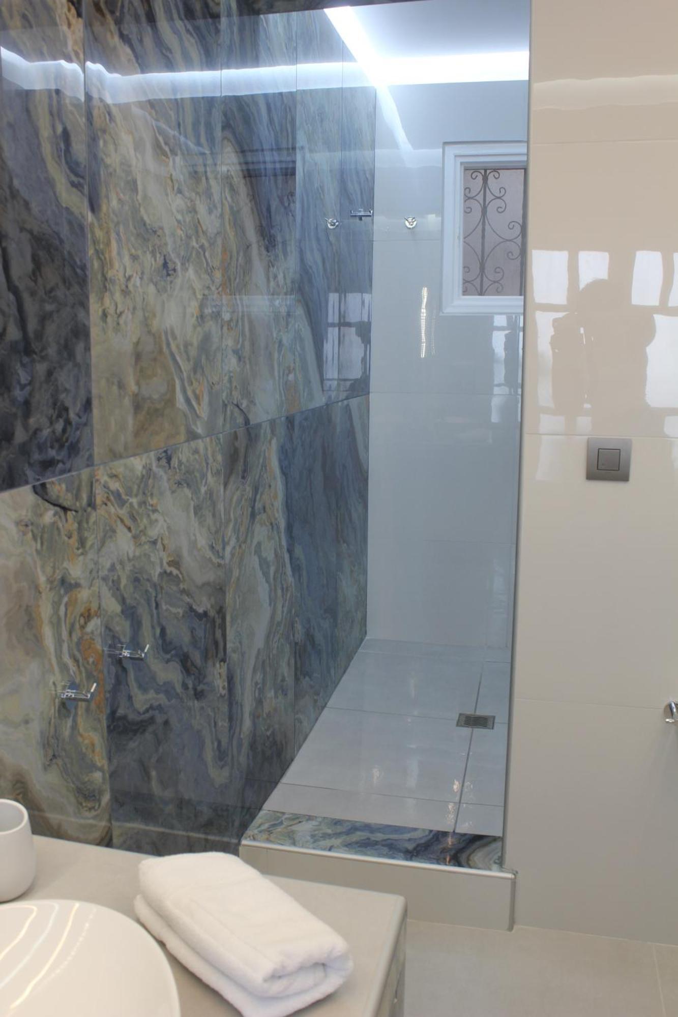 The Rock Luxury Homes เมซาเรีย ภายนอก รูปภาพ